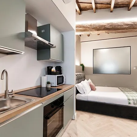 Apartment Vertical Garden By Quokka 360 - Modern In Downtown *