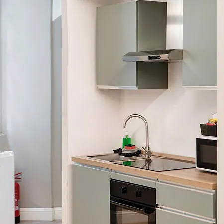 Vertical Garden By Quokka 360 - Modern In Downtown Apartament *